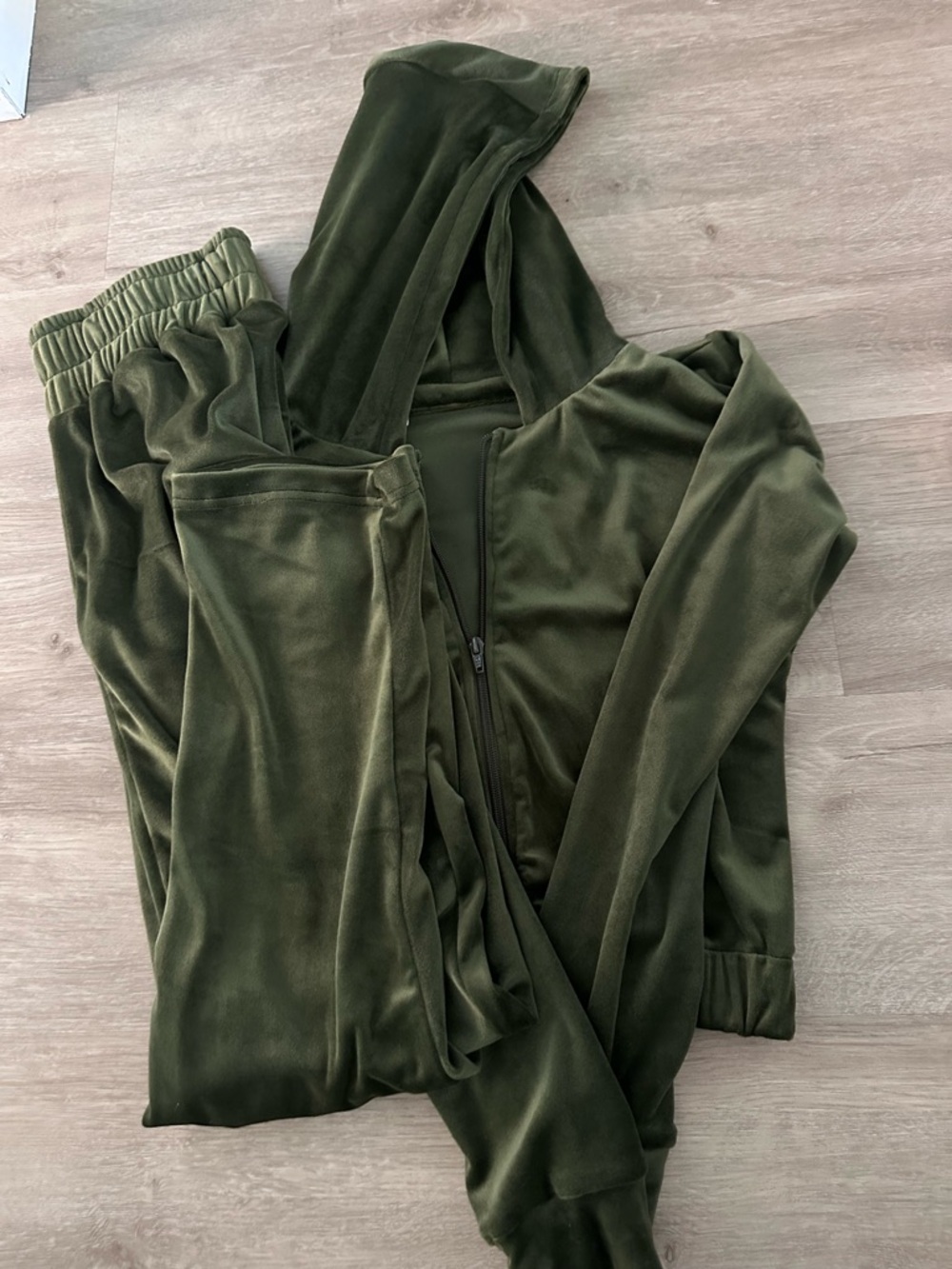Olive Green Velour Zip Hoodie & Jogger Set - Women